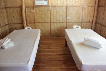 Cashew Grove Beach Resort Бусуанга Экстерьер фото