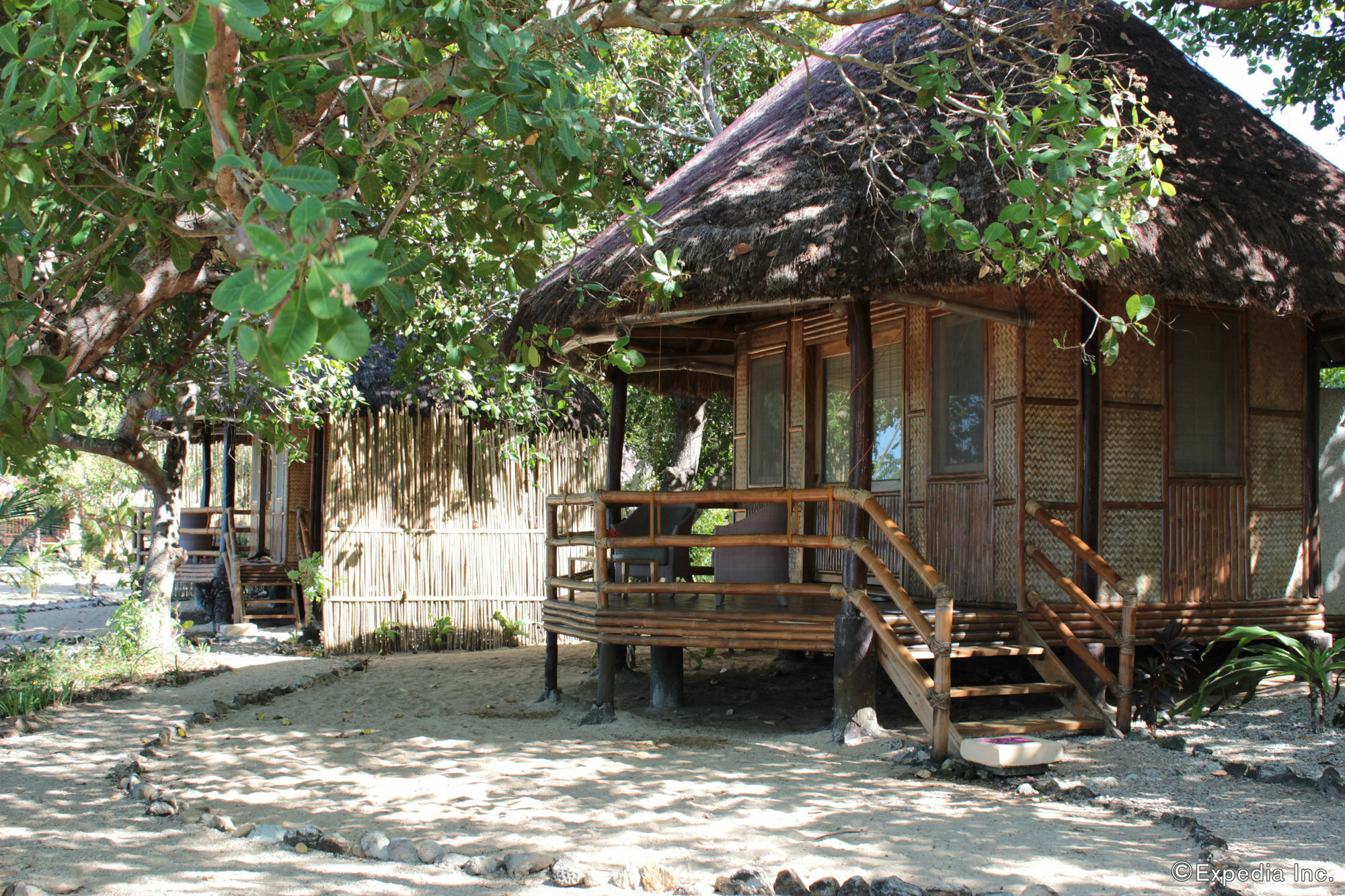 Cashew Grove Beach Resort Бусуанга Экстерьер фото